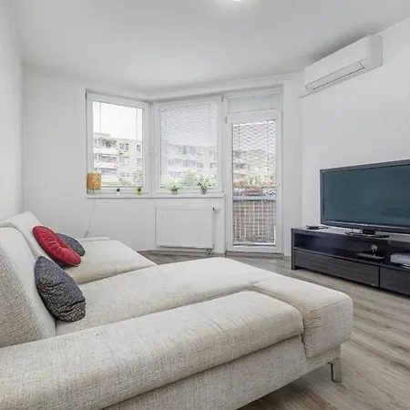 Central, Sunny And Spacious * Bratislava